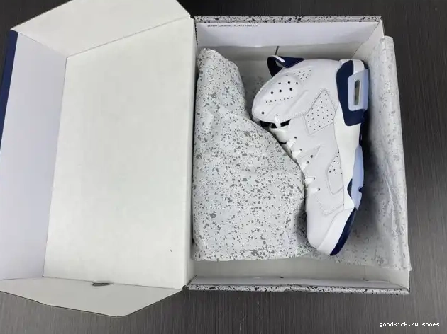 CT8529-141 Jordan Navy 6 (2022) Midnight Retro 0427